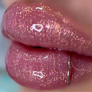3/$10 Sale Item! Hard Candy Glossaholic Rise and Shine - Pink Prism